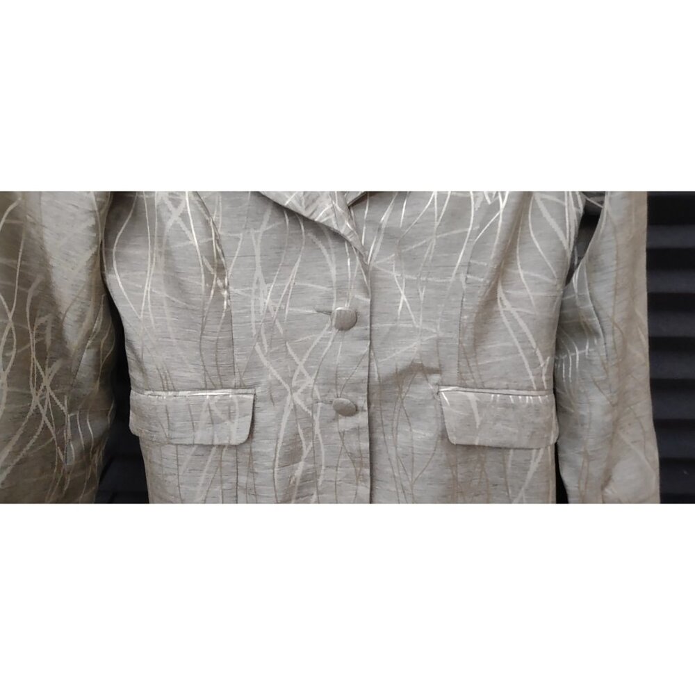 Danillo Women 2 Button Blazer Jacket Sage Green Gold Sz 14 Pleated Elegant Neck - Picture 3 of 16